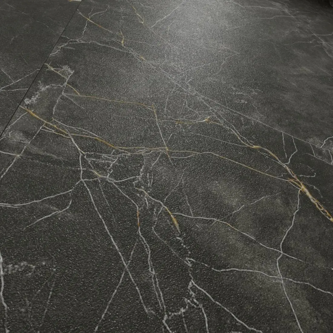 Wilton Black - картинка 1